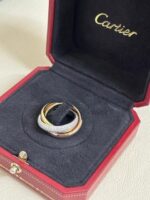 photo de Bague Cartier Trinity en Or Jaune, Rose et Blanc 18 Carats avec Diamants