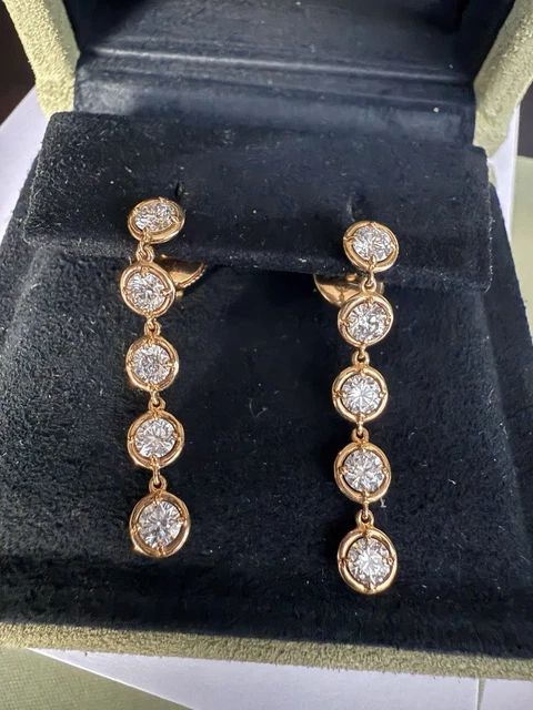 IMG-20251008-WA0385 photo de Boucles d’oreilles Diamant – Van Cleef & Arpels