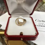 photo de Bague en Or Trinity Diamond de Cartier 100 % Authentique