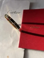 Cartier Love Or jaune 750/1000 (Modèle Classique) 4 diamants – Taille 18 – Image 2